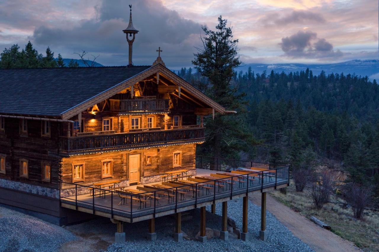 Sparkling Hill Resort And Spa - Adults-Only Resort Vernon Bagian luar foto