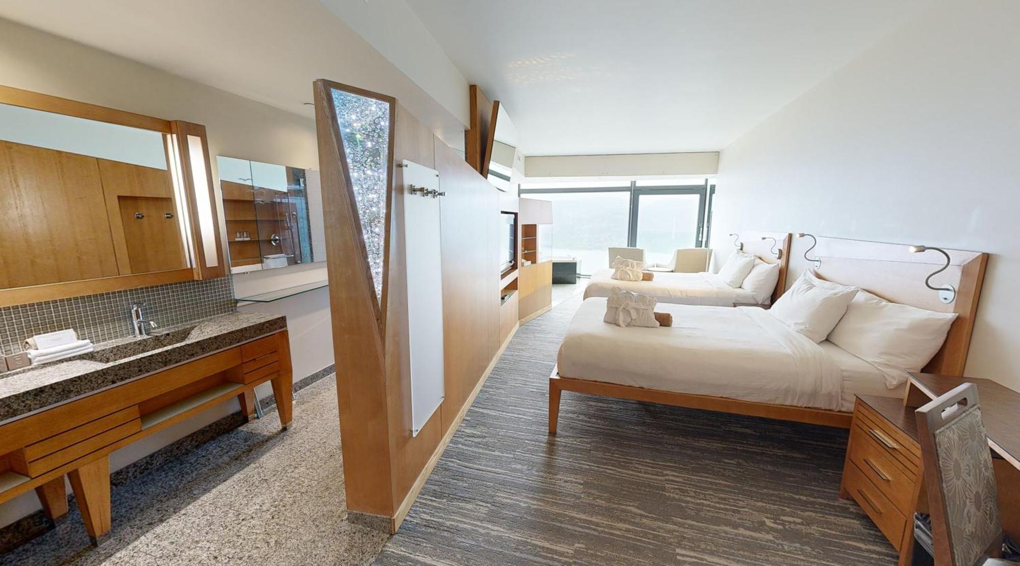 Sparkling Hill Resort And Spa - Adults-Only Resort Vernon Bagian luar foto