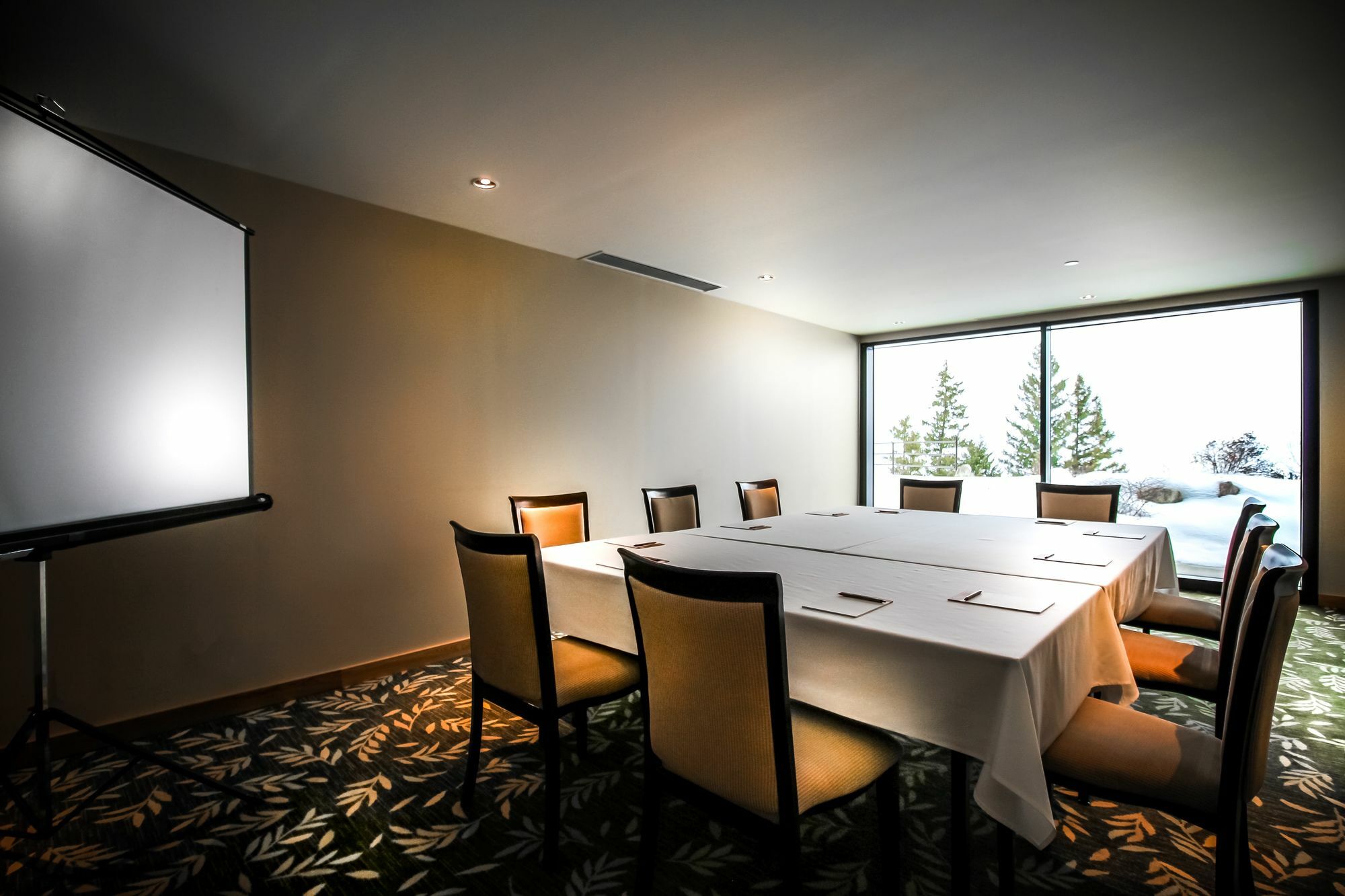 Sparkling Hill Resort And Spa - Adults-Only Resort Vernon Bagian luar foto
